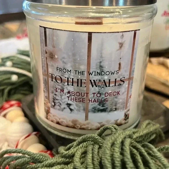 🕯️🕯️Hand Made 7 oz hand poured candle with 100% soy wax & wooden wick - Picture 12 of 14